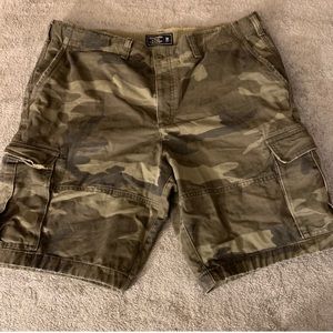 Abercrombie & Fitch Men’s Cargo Shorts